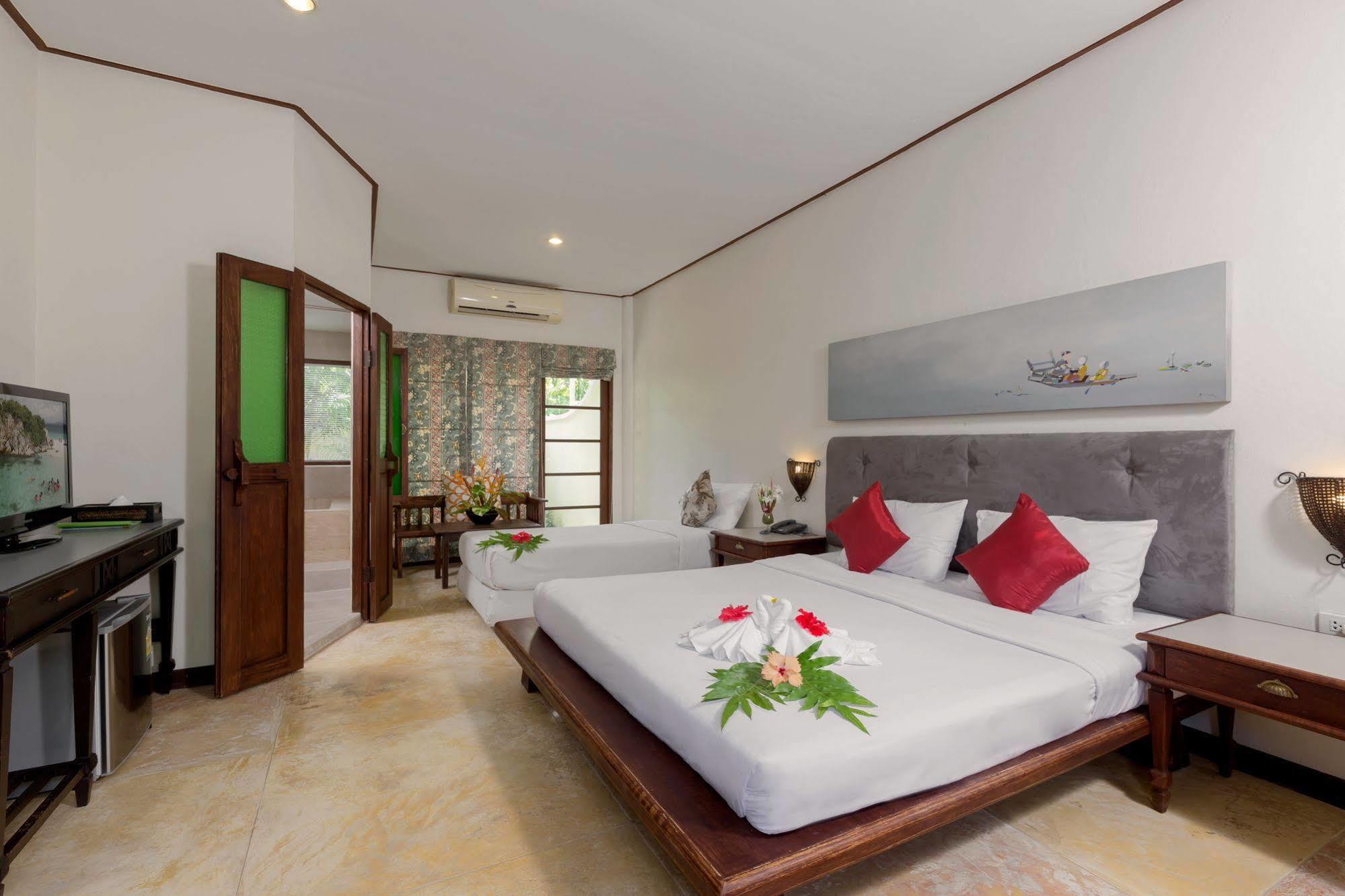 Baan Panwa Resort&Spa Exterior photo